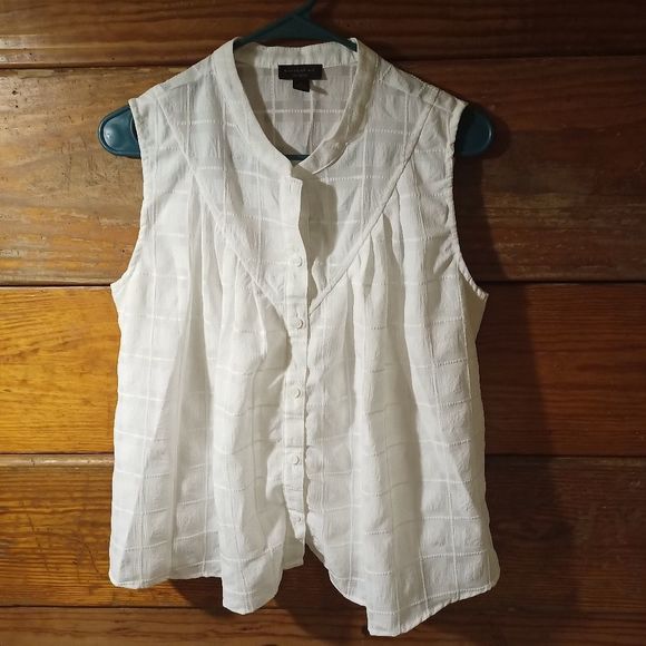 CURRENT AIR || LA || White Plaid Sleeveless Top - Picture 2 of 3